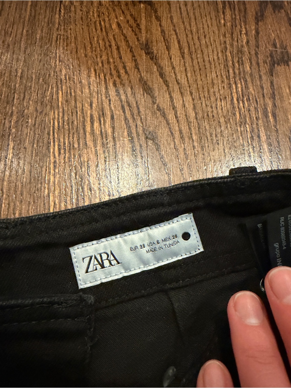 Zara Black Wide-Leg High-Rise Trousers - Picture 2 of 3